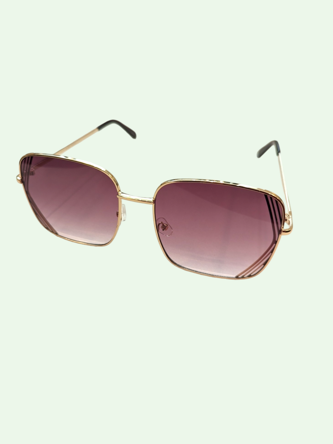 the hollywood and vine sunglasses in deep wine