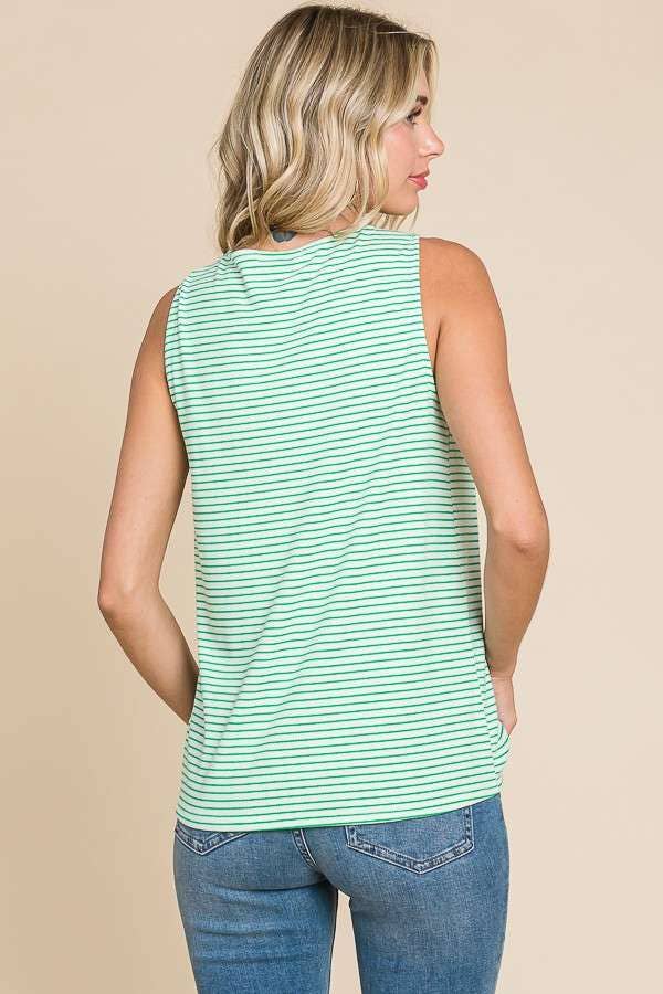 a blonde model shows us the back view of the twist tank