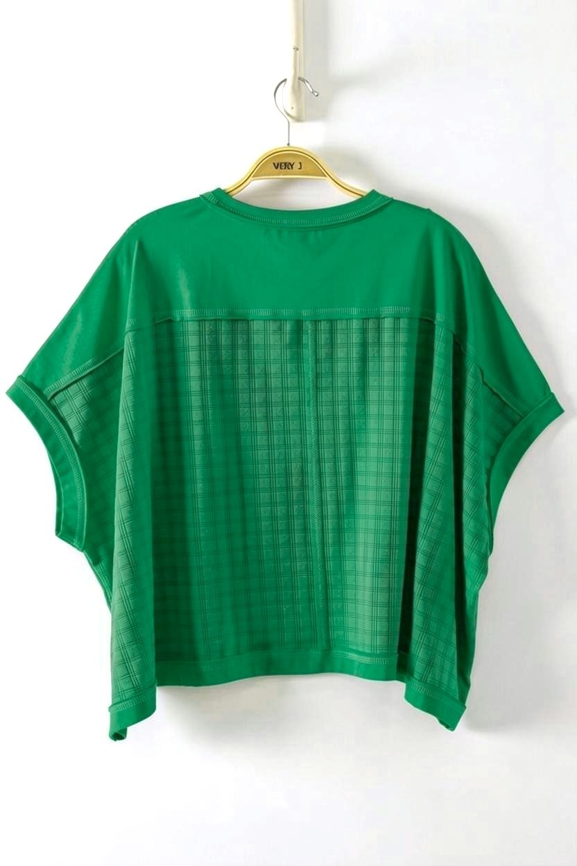the back view of the dolman cropped tee
