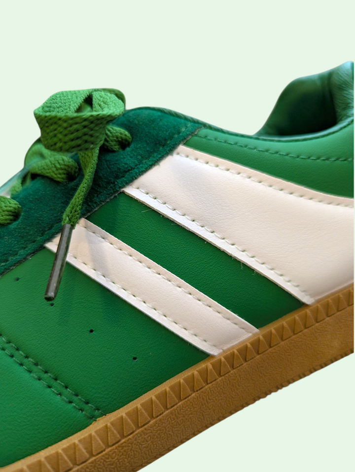 Low Top Women's Sneaker