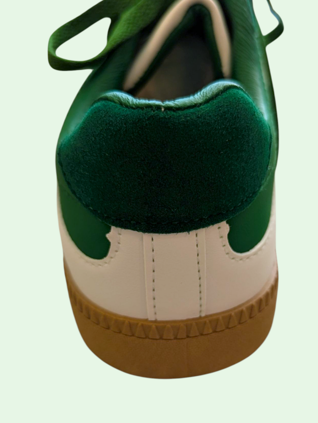 Low Top Women's Sneaker