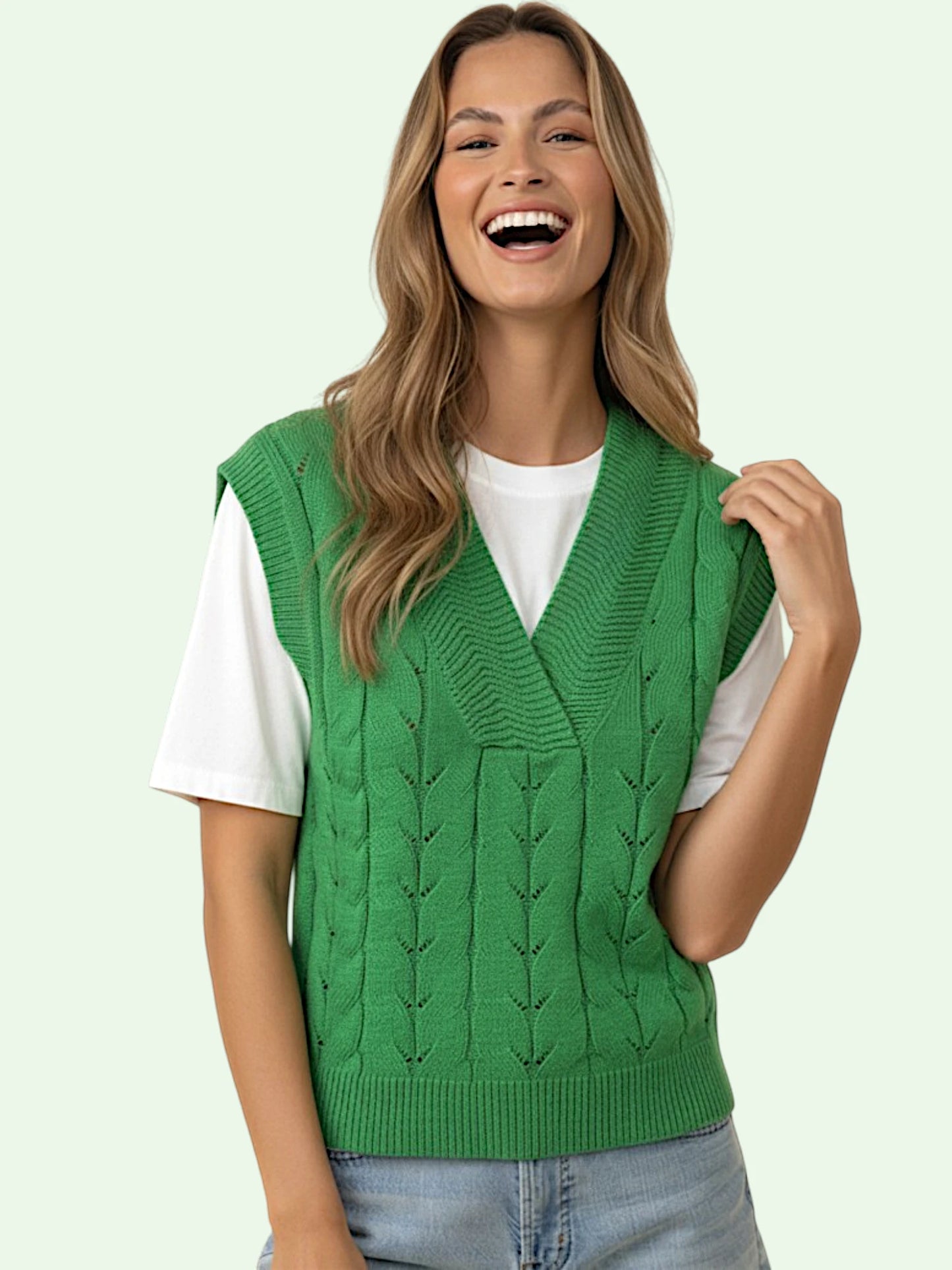 Women's Cable Knit Oversize Sweater Vest