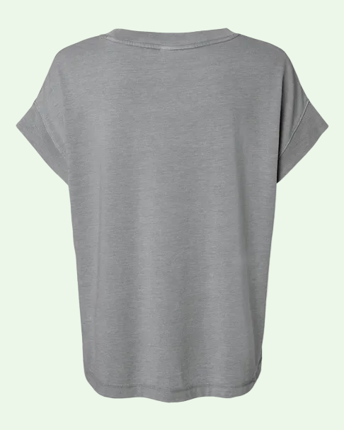 the back of the vintage wash tee